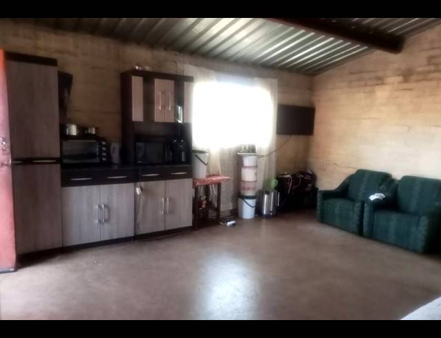 0 BEDROOM HOUSE FOR SALE IN SIMUNYE